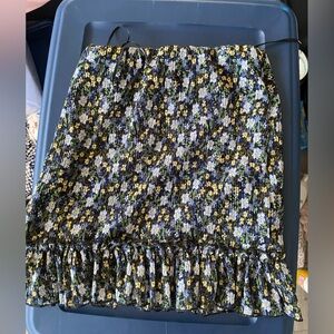 Forever 21 blue and black mini floral skirt